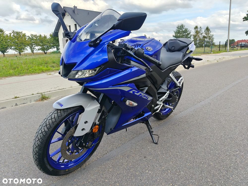 Yamaha YZF - 10