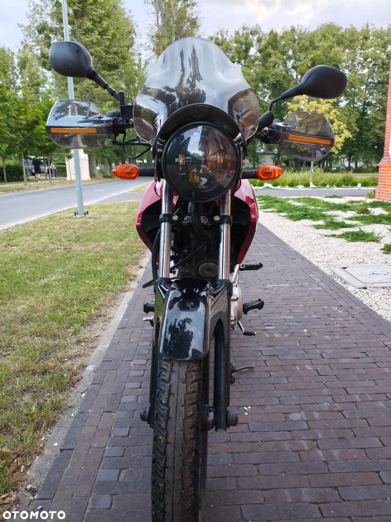 Yamaha YBR - 4