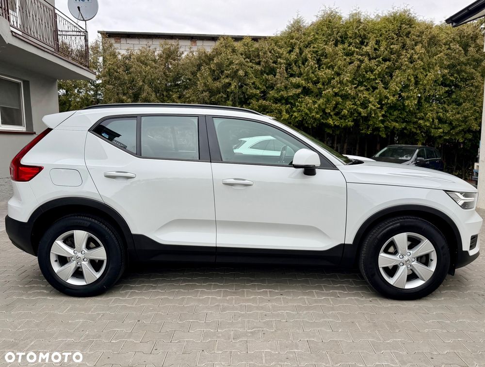 Volvo XC 40 T3 Momentum - 1