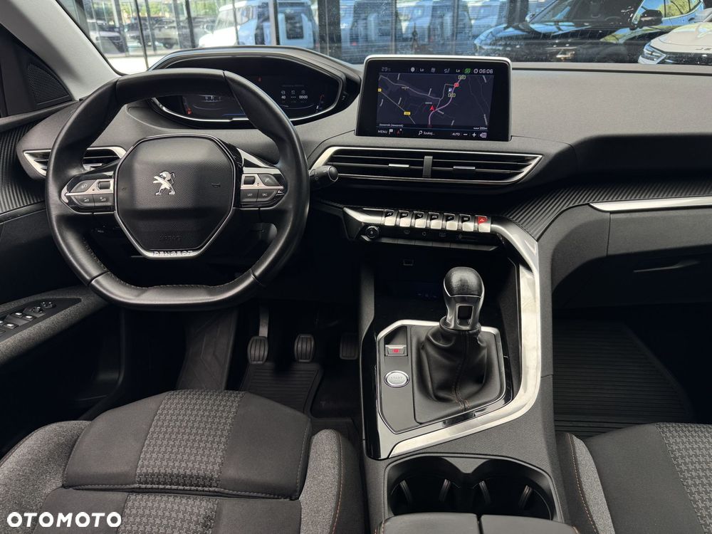 Peugeot 3008 1.2 PureTech Active - 16
