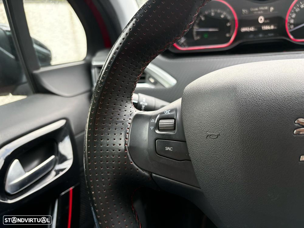 Peugeot 2008 1.5 BlueHDi GT Line EAT6 - 27