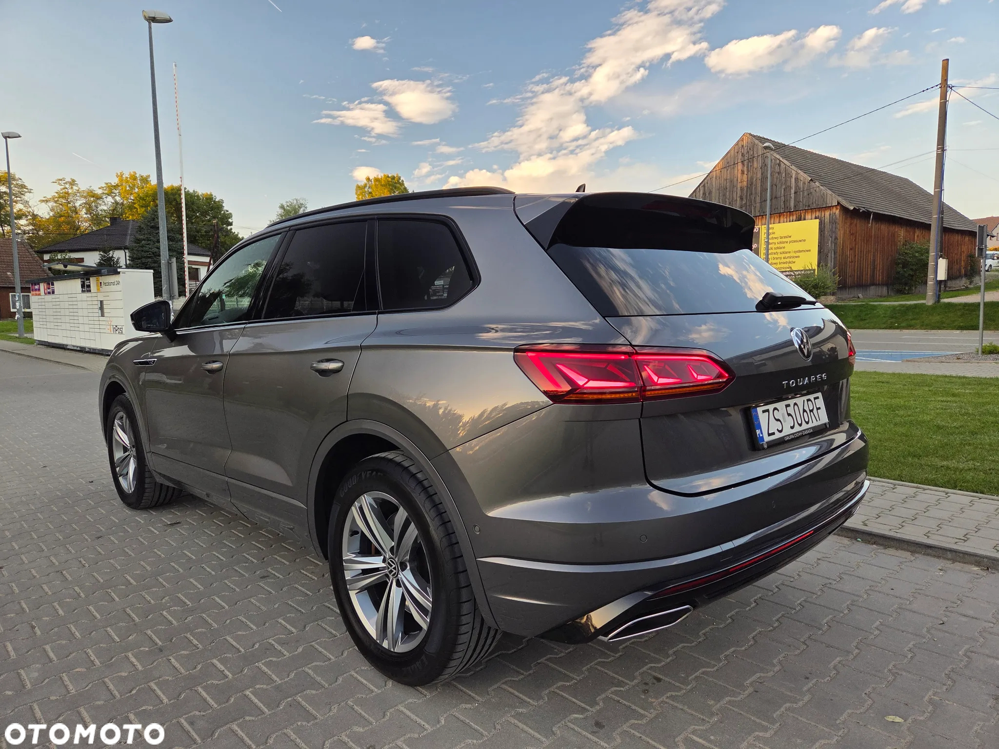 Volkswagen Touareg 3.0 V6 TFSI 4Motion R-Line - 4