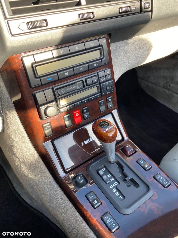 Mercedes-Benz SL - 16