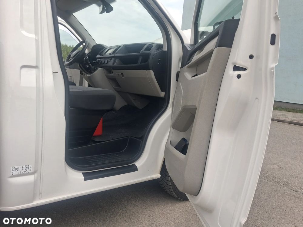 Volkswagen Transporter T6 - 28