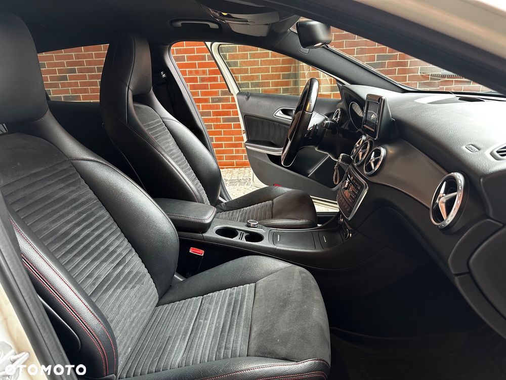 Mercedes-Benz GLA 200 (CDI) d 4-Matic - 27