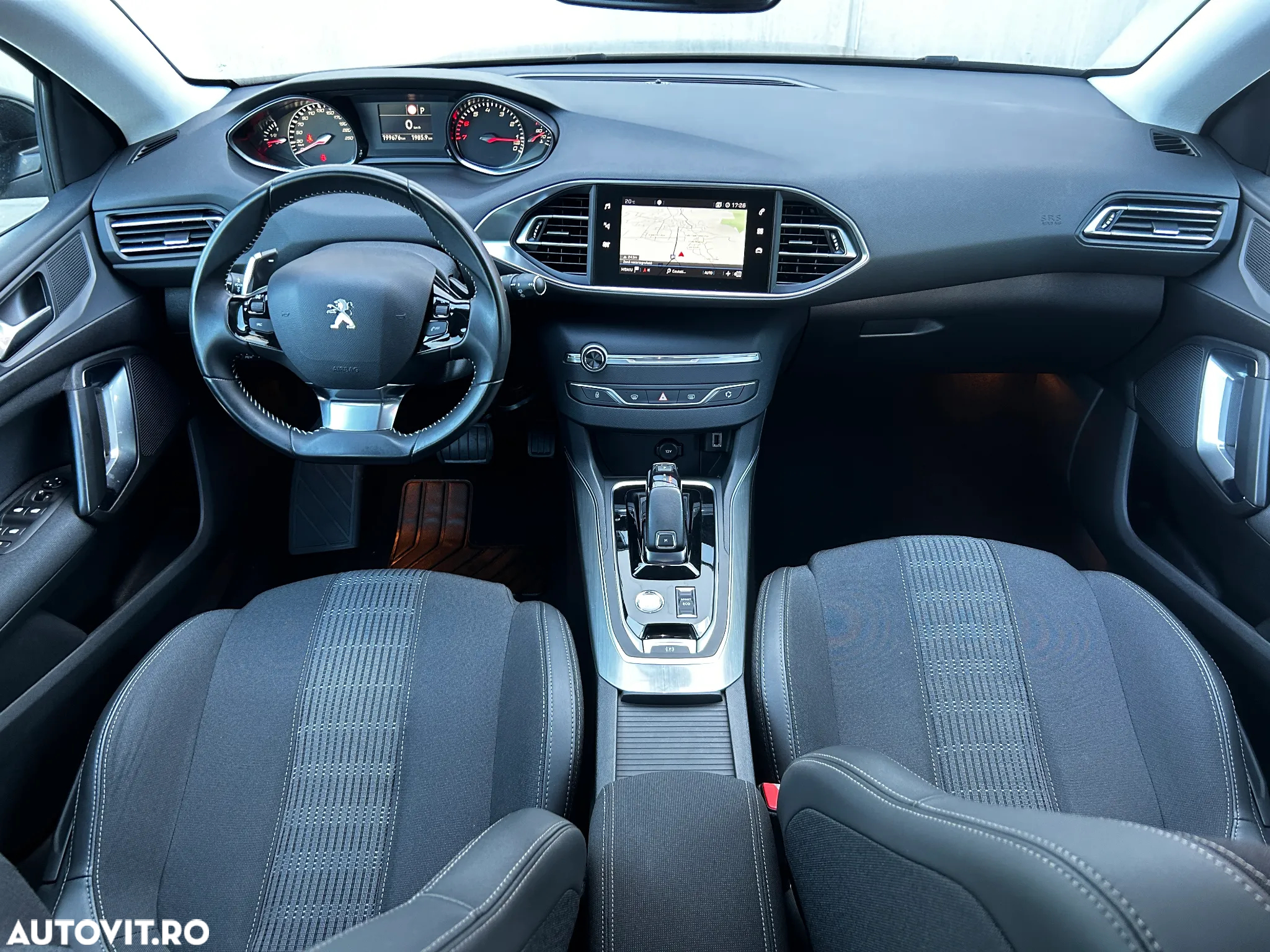 Peugeot 308 1.2L PureTech S&S EAT8 GT Pack - 8