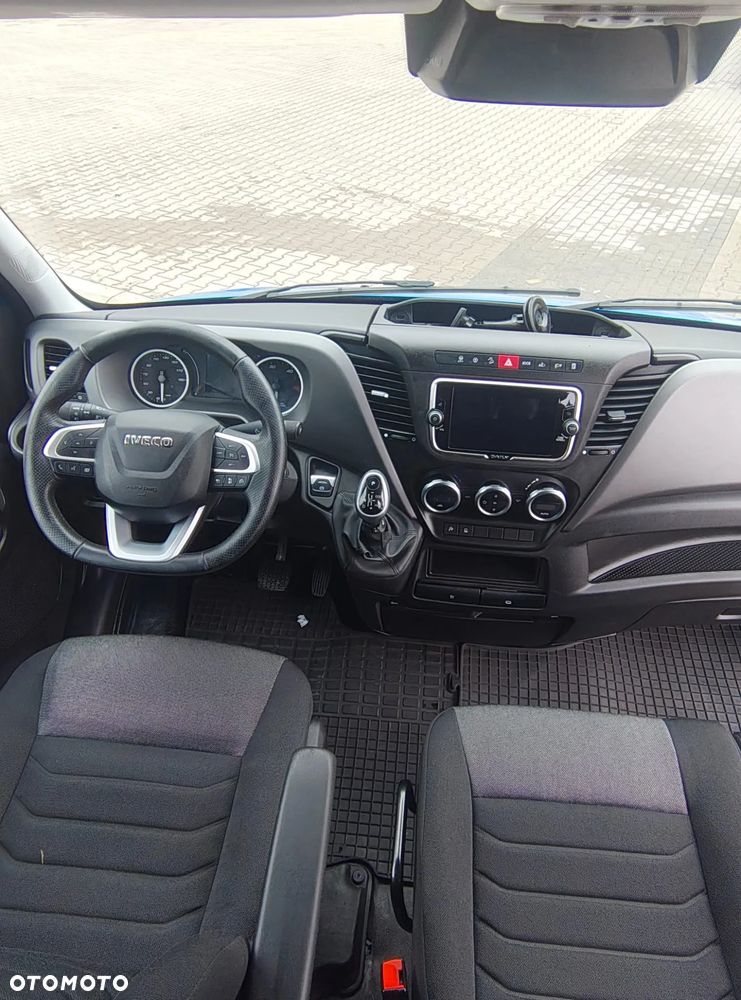 Iveco Daily - 12