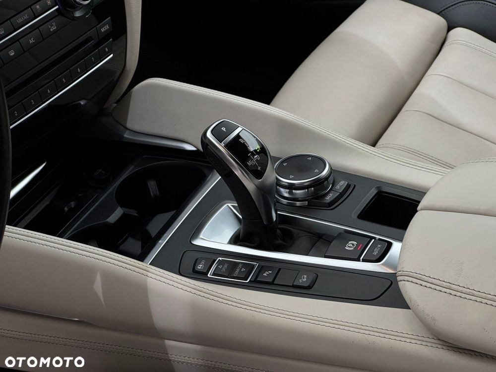 BMW X6 xDrive35i - 9