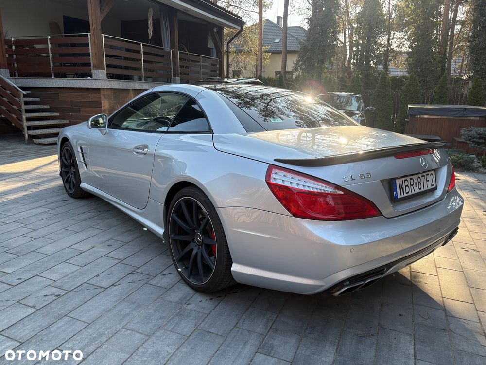 Mercedes-Benz SL 63 AMG - 5