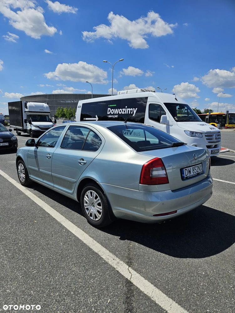 Skoda Octavia 1.4 TSI Ambiente - 6
