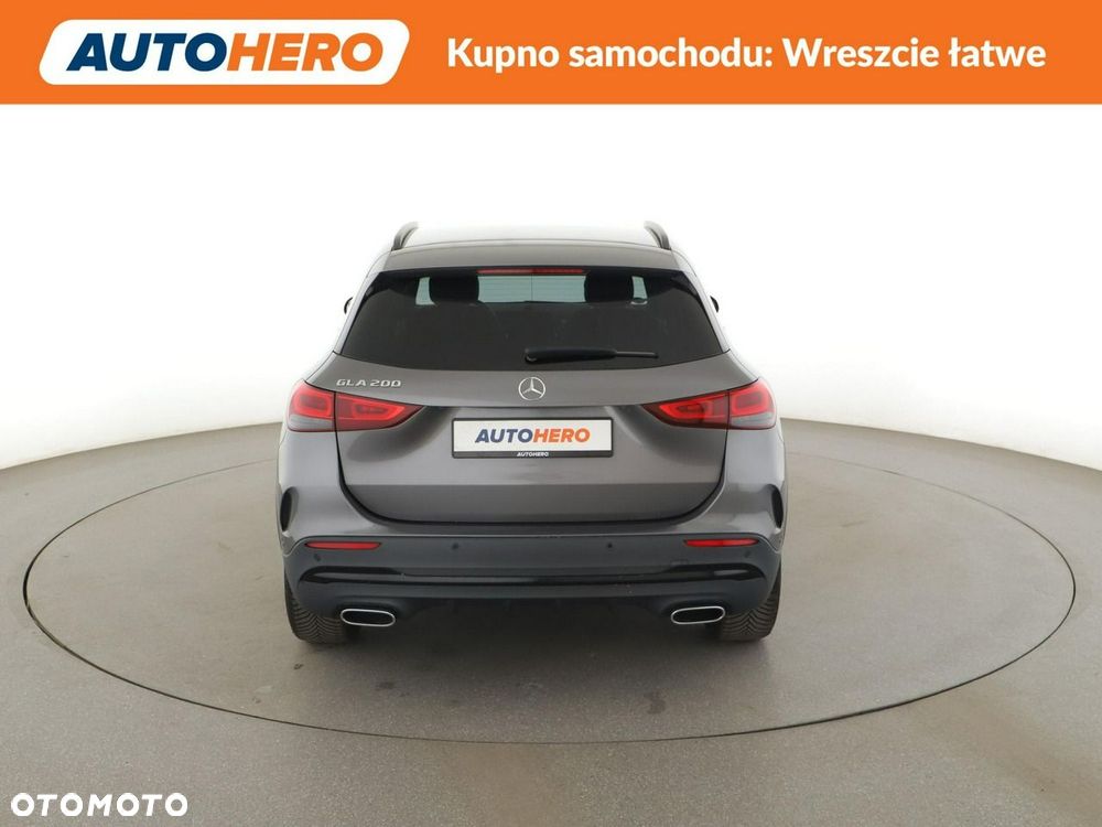 Mercedes-Benz GLA 200 AMG Line - 7