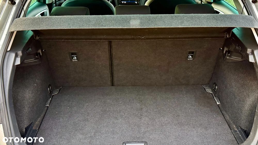 Volkswagen Golf - 15