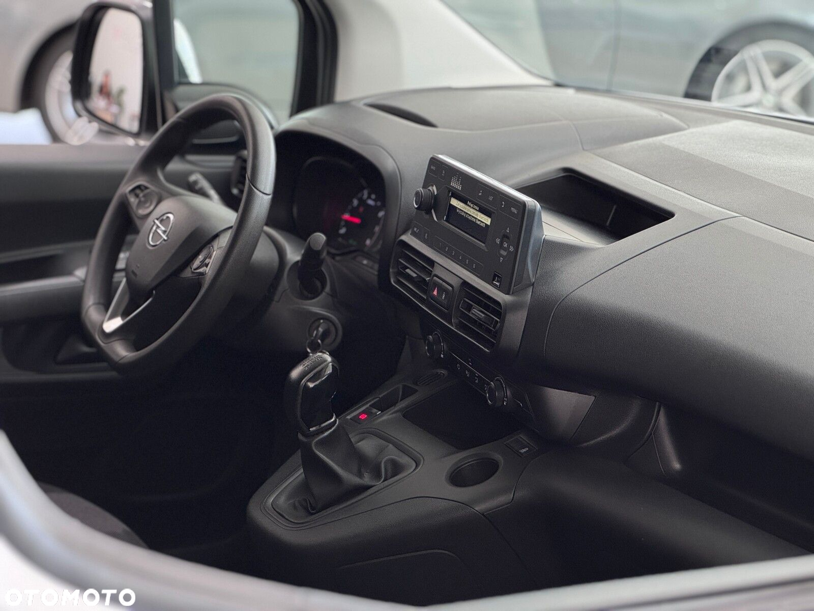 Opel Combo Cargo XL Enjoy - 32
