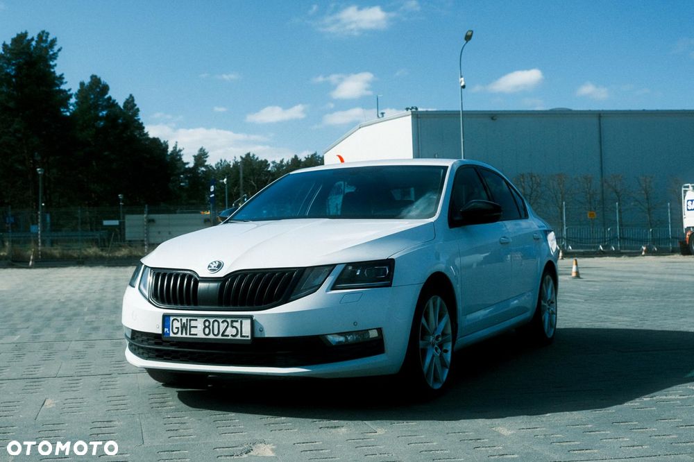Skoda Octavia 1.5 TSI ACT Style DSG - 4