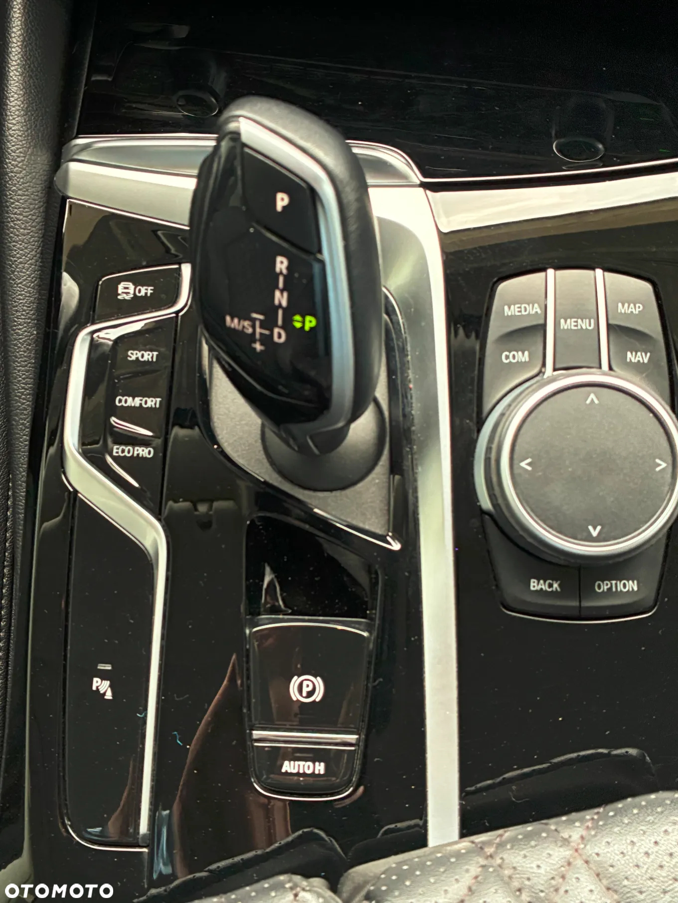 BMW Seria 5 520d - 30