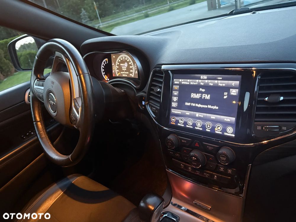 Jeep Grand Cherokee - 5