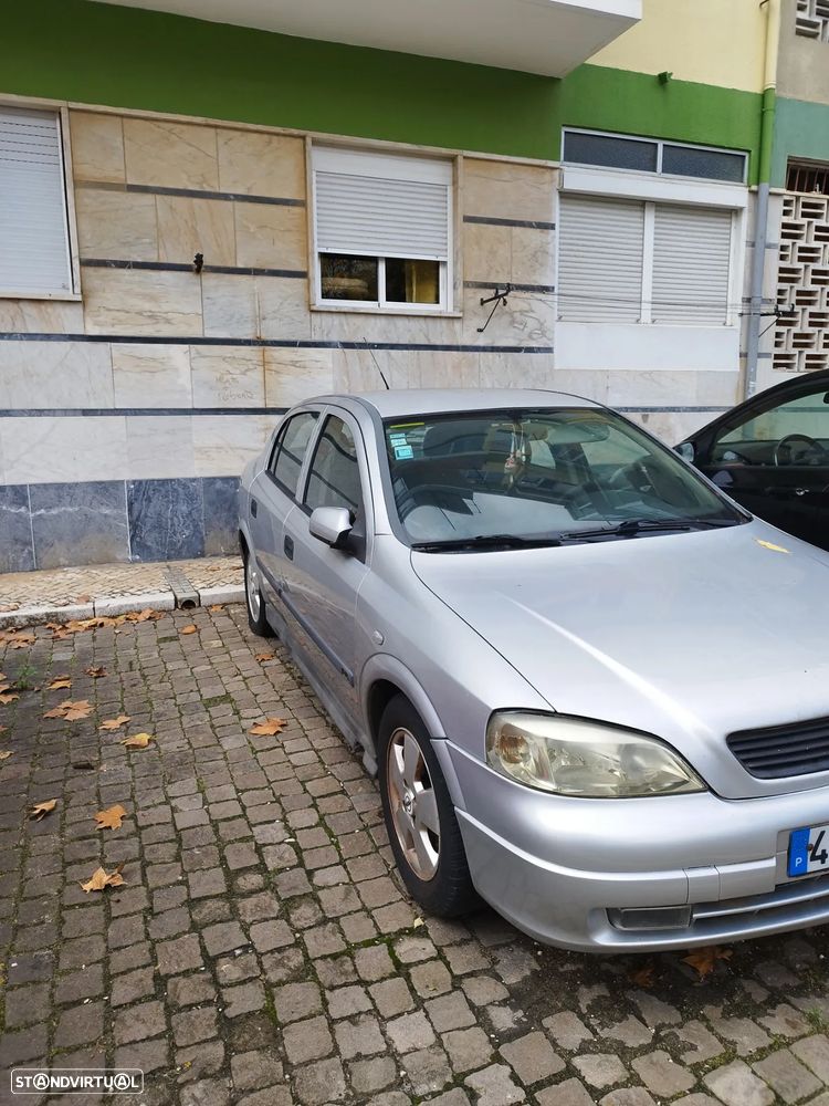 Opel Astra 1.4 Club - 9