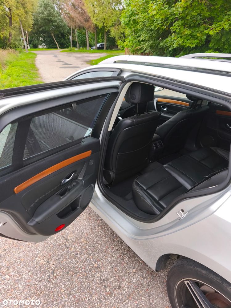 Renault Laguna 2.0 DCi Initiale - 8