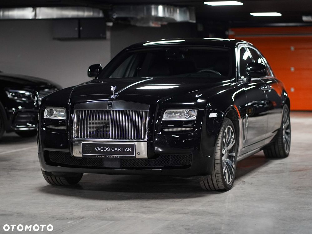 Rolls-Royce Ghost - 10