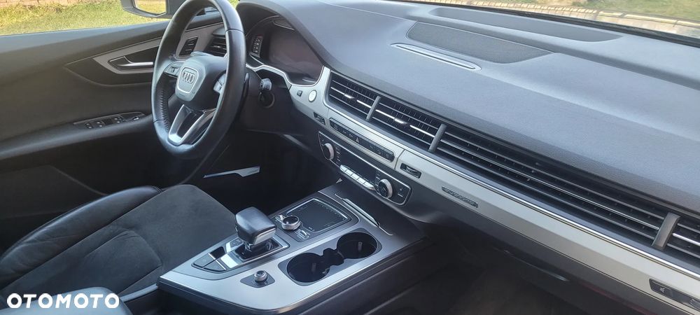 Audi Q7 50 TDI Quattro Tiptronic - 28