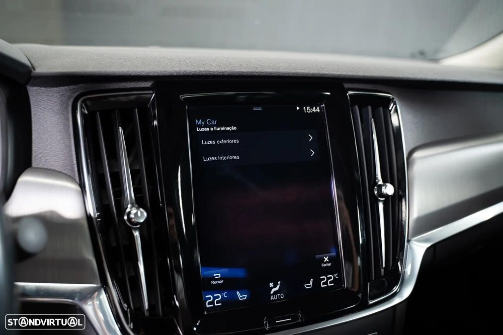 Volvo S90 2.0 D4 Momentum Geartronic - 34
