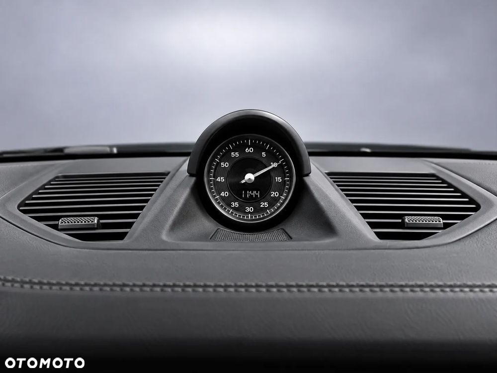 Porsche 911 Carrera 4S - 15