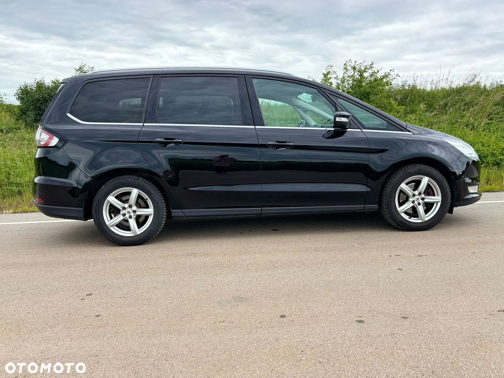 Ford Galaxy 2.0 EcoBlue Titanium - 4