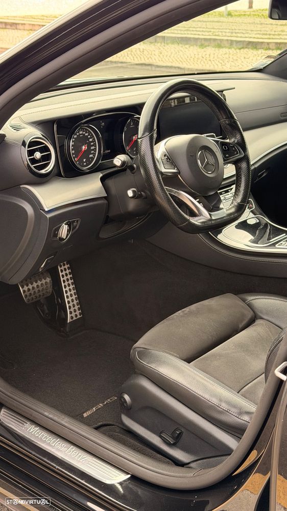 Mercedes-Benz E 220 d AMG Line - 22