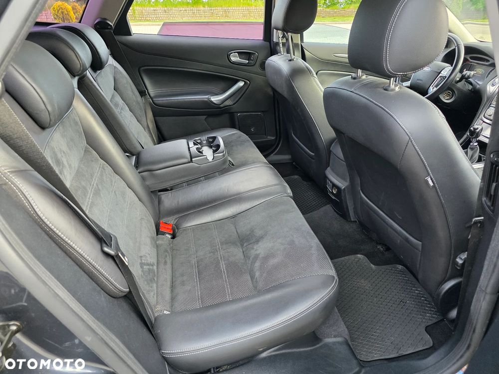 Ford Mondeo 2.5 Titanium - 20