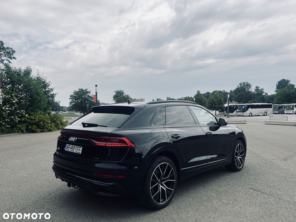 Audi Q8 - 2
