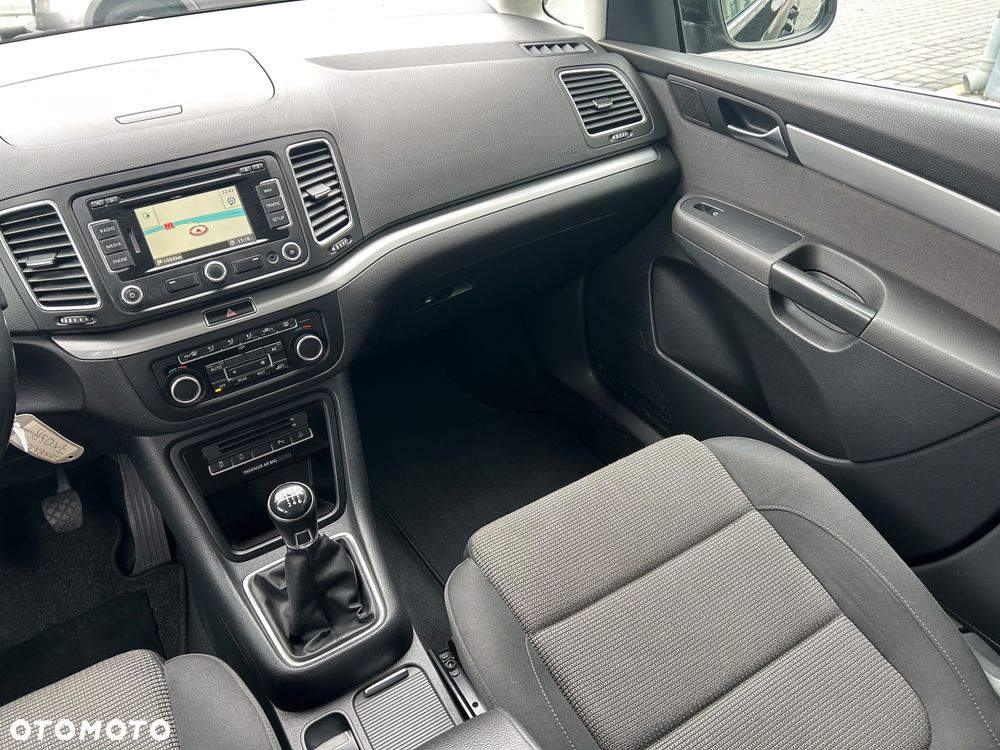 Volkswagen Sharan 2.0 TDI BlueMotion Technology Comfortline - 23