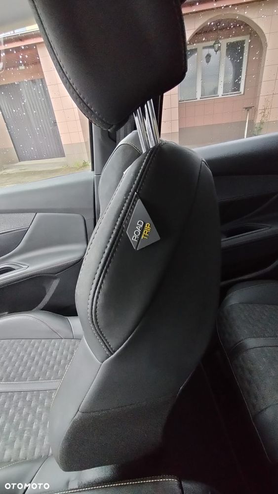 Peugeot 3008 1.5 BlueHDi Road Trip S&S - 32