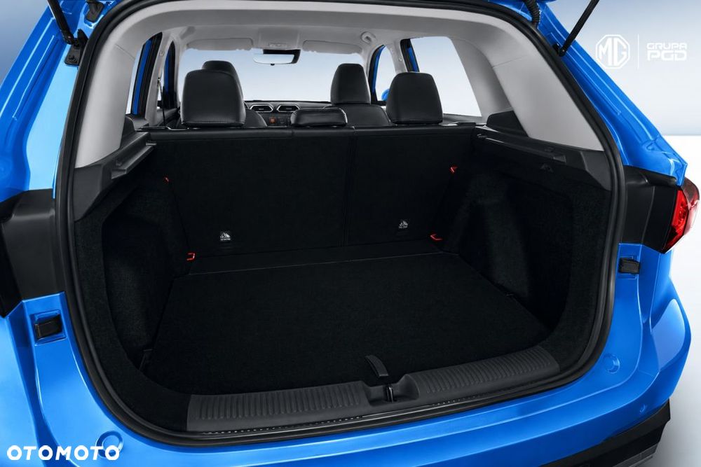 MG ZS Hybrid+ - 8