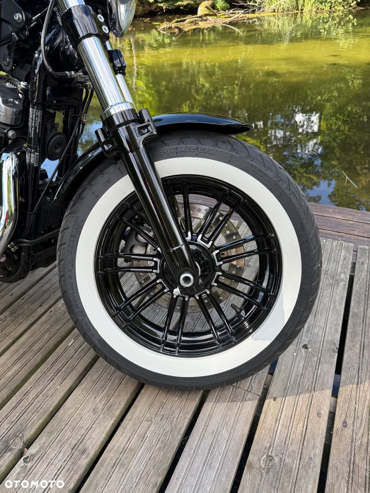 Harley-Davidson Sportster Forty-Eight - 12
