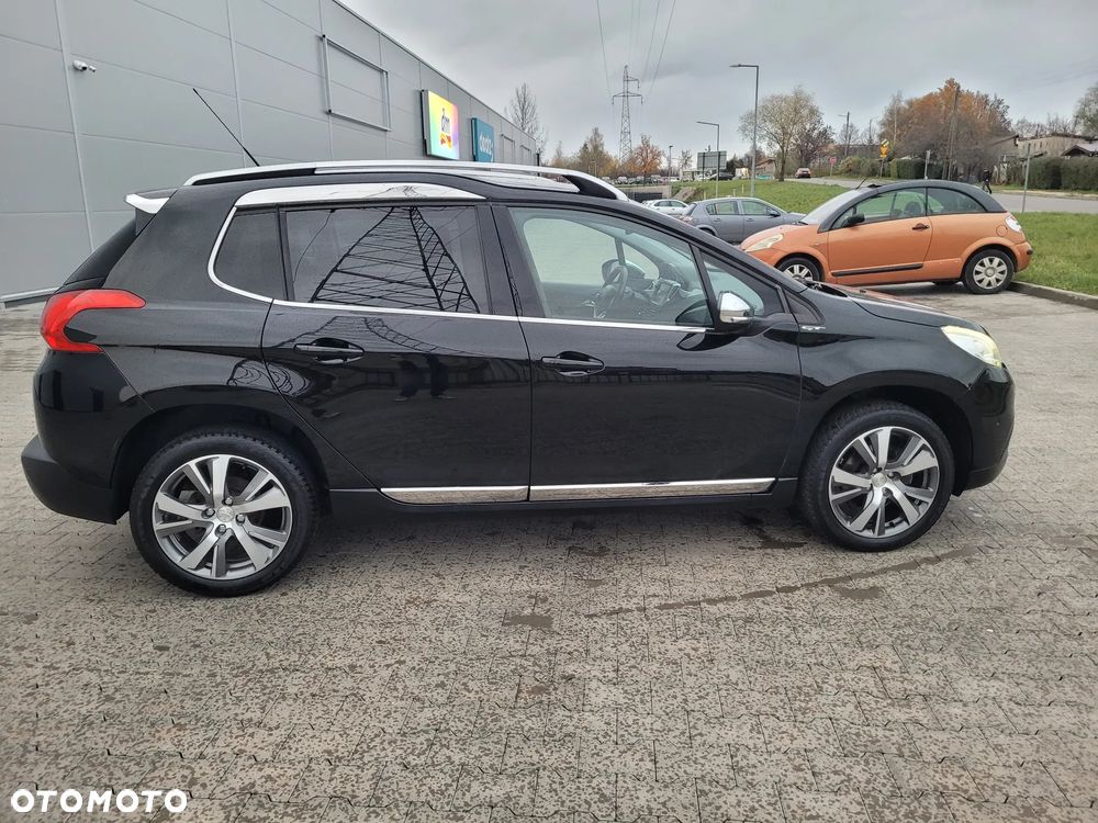 Peugeot 2008 PureTech 110 Stop&Start GT-Line Edition - 5
