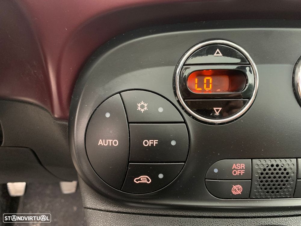 Fiat 500 1.0 Hybrid Lounge - 31