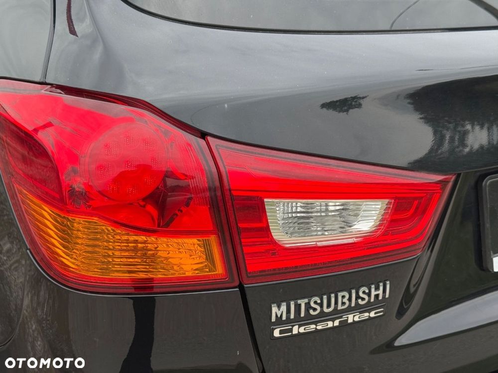 Mitsubishi ASX - 10