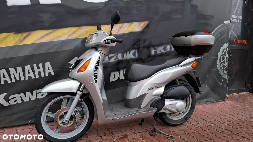 Honda SH - 12