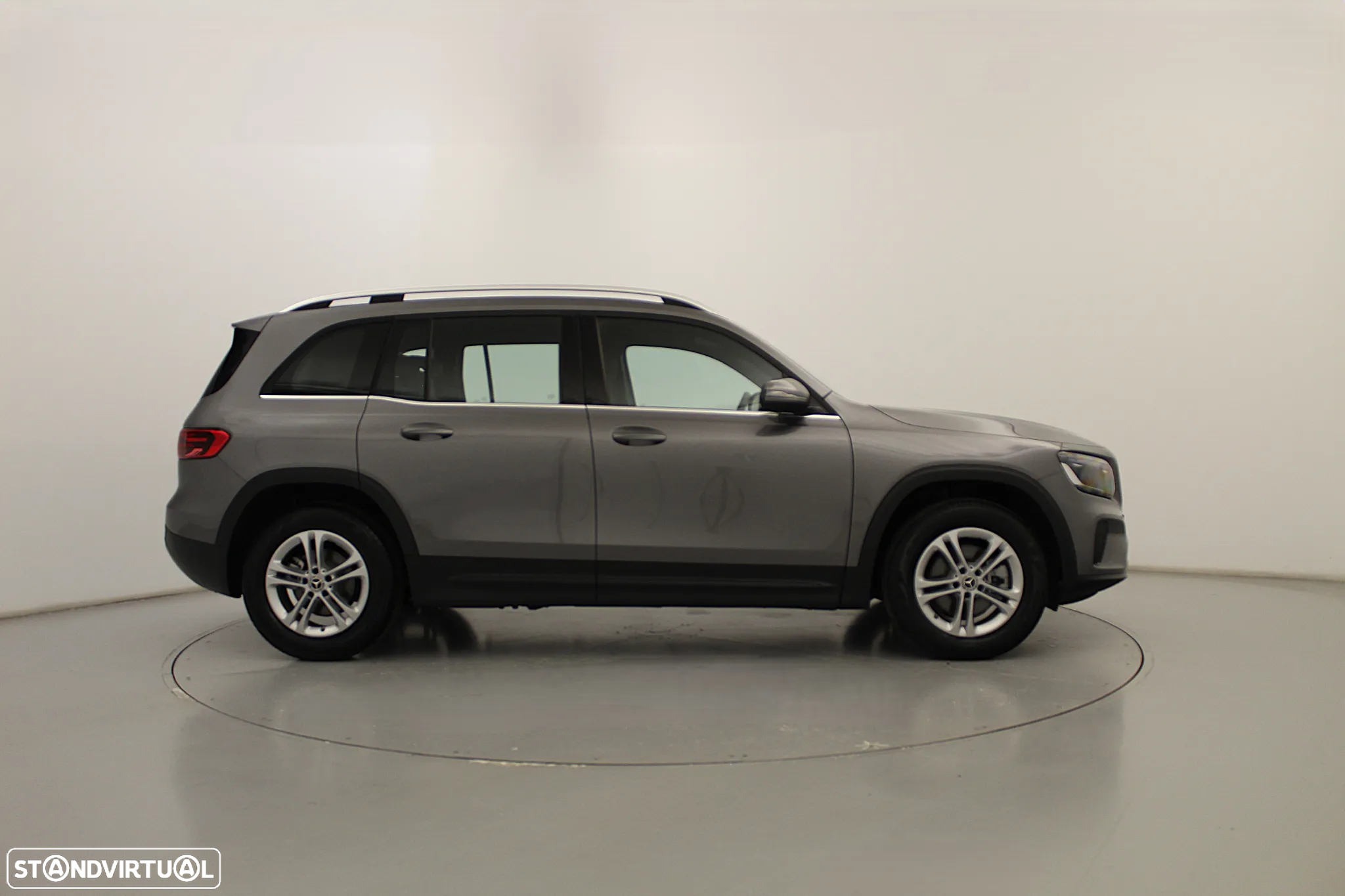 Mercedes-Benz GLB 180 d - 4