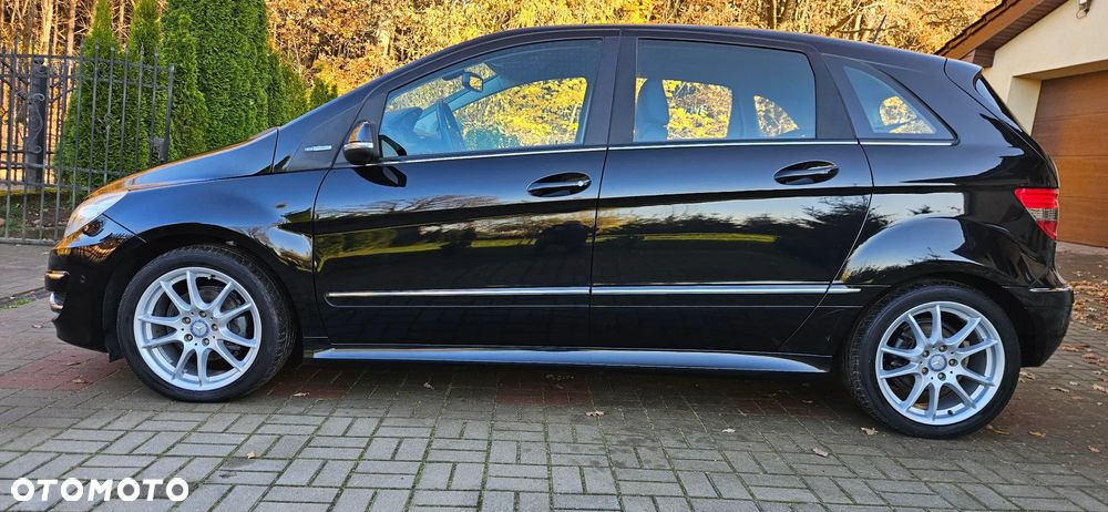 Mercedes-Benz Klasa B 180 BlueEffICIENCY - 3
