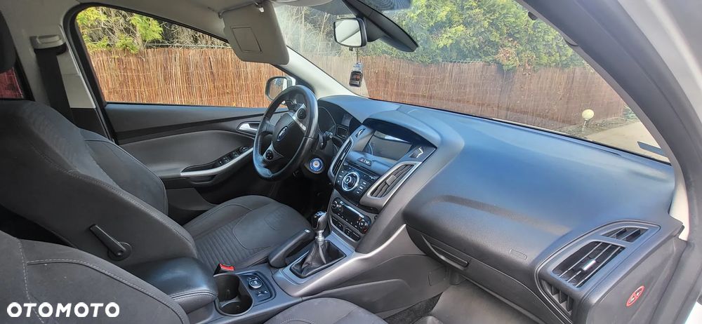 Ford Focus 1.0 EcoBoost Trend - 12
