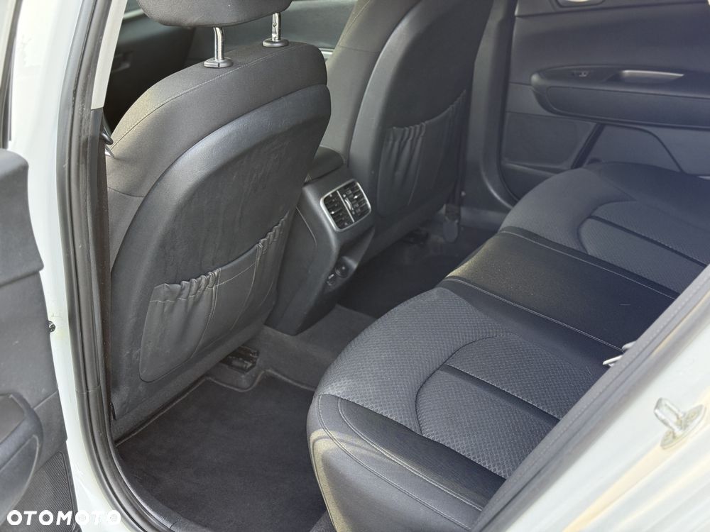 Kia Optima 1.6 T-GDI M DCT - 26