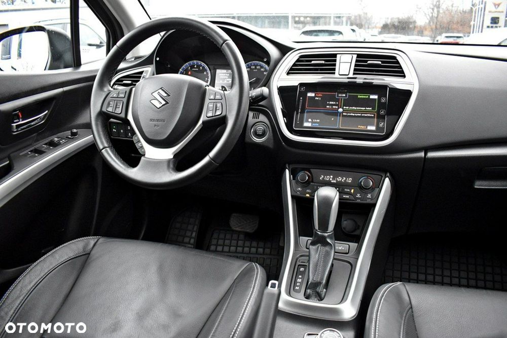 Suzuki SX4 S-Cross 1.4 T Premium 4WD - 18