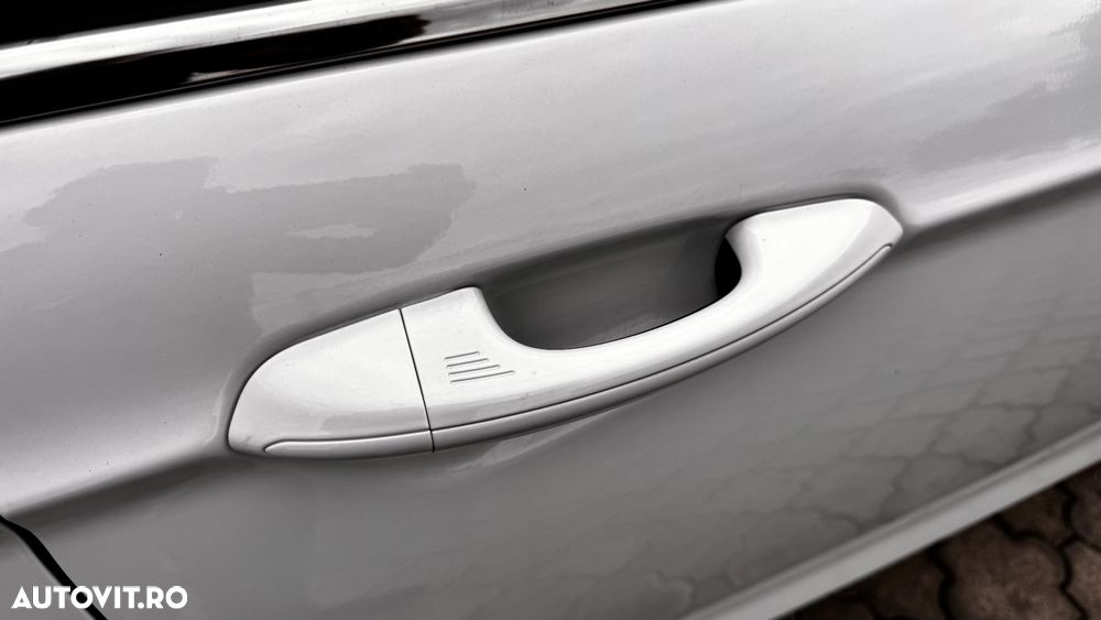 Ford Mondeo - 24