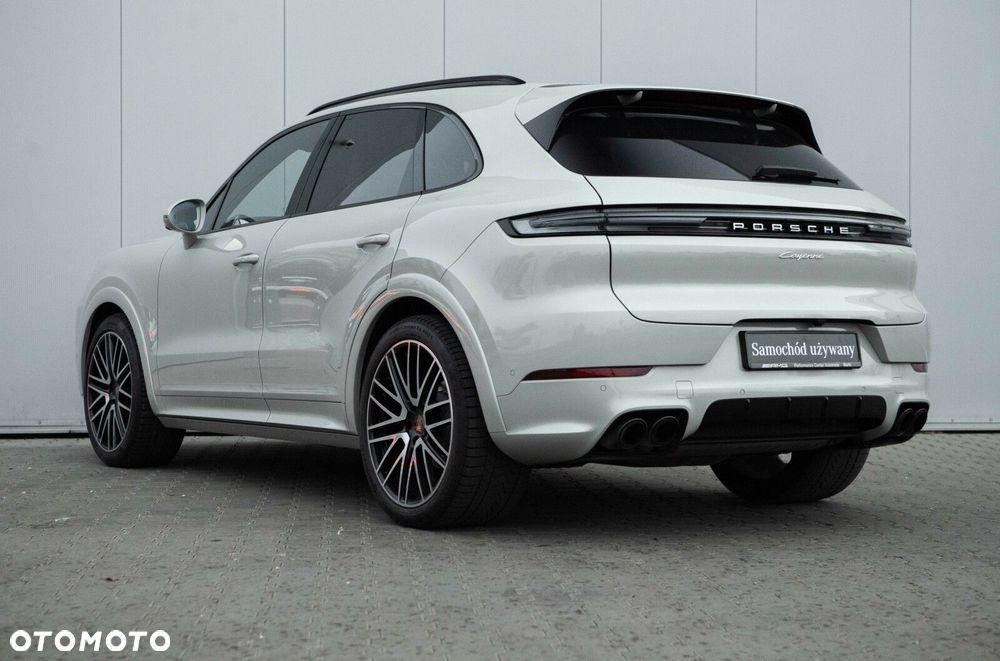 Porsche Cayenne - 7