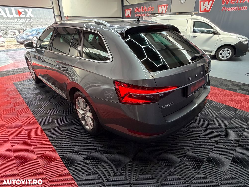Skoda Superb 2.0 TDI 150 CP DSG Essence - 6