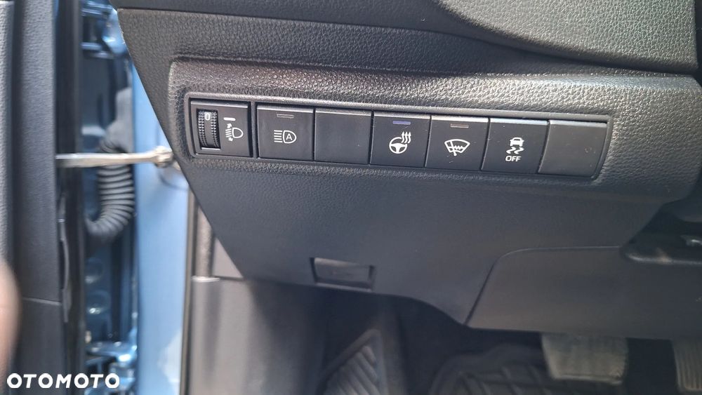 Toyota Corolla 1.8 Hybrid Comfort - 27