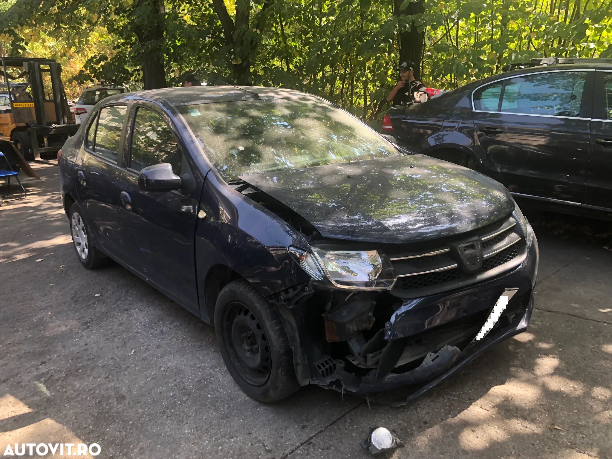 Dezmembrez Dacia Logan II albastru benzina 2015 - 1