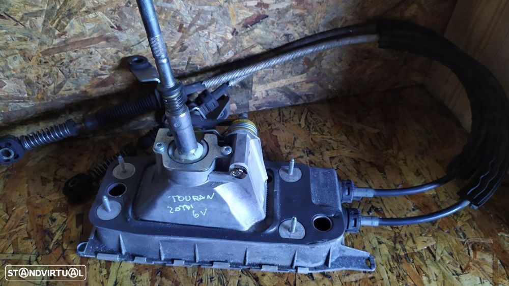 SELECTOR / SELETOR 6 VELOCIDADES VOLKSWAGEN GOLF V TOURAN 1K0711061A - 1