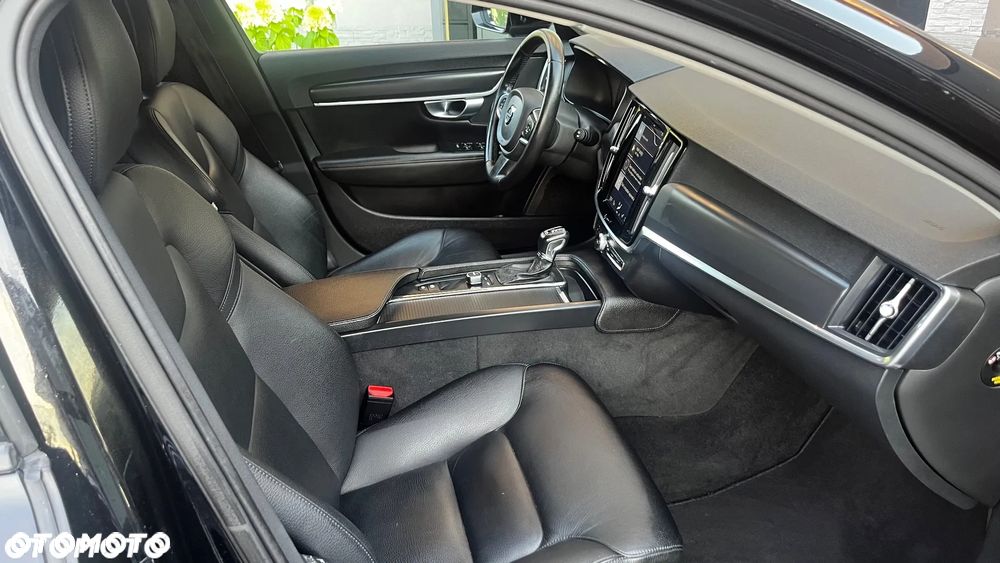 Volvo V90 D4 Momentum - 15